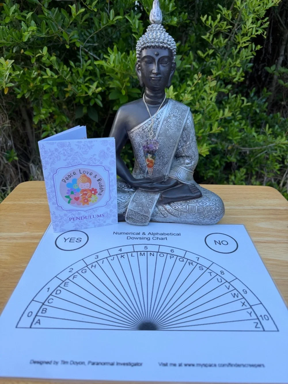 Reiki Infused 7 Chakra Orgonite Dowsing/Divination Pendulum with Chart & Guide - Picture 3 of 16